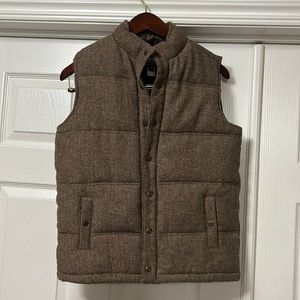 Janie & Jack Boys Size 10-12 lined puffer vest. Brand new with tags.